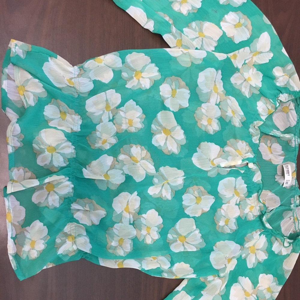 Sheer green floral Old Navy blouse